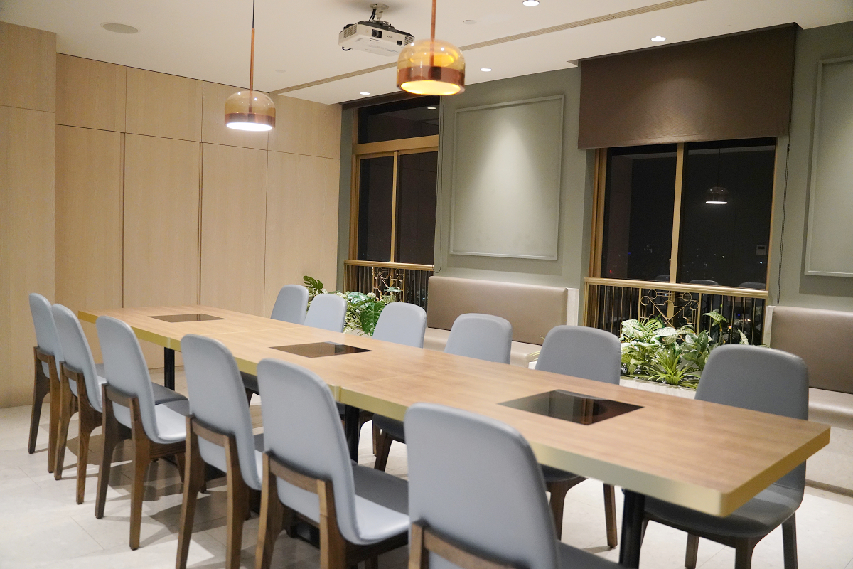 【Smile One 精緻涮涮鍋】高雄火鍋店推薦 30樓高空美景高雄約會餐廳首選 高雄福華大飯店 - 第8張圖 【Smile One 精緻涮涮鍋】高雄火鍋店推薦 30樓高空美景高雄約會餐廳首選 高雄福華大飯店