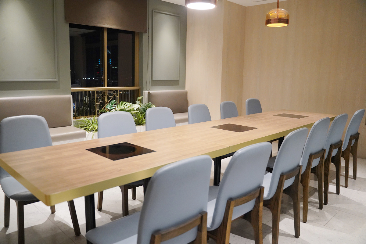 【Smile One 精緻涮涮鍋】高雄火鍋店推薦 30樓高空美景高雄約會餐廳首選 高雄福華大飯店 - 第9張圖 【Smile One 精緻涮涮鍋】高雄火鍋店推薦 30樓高空美景高雄約會餐廳首選 高雄福華大飯店