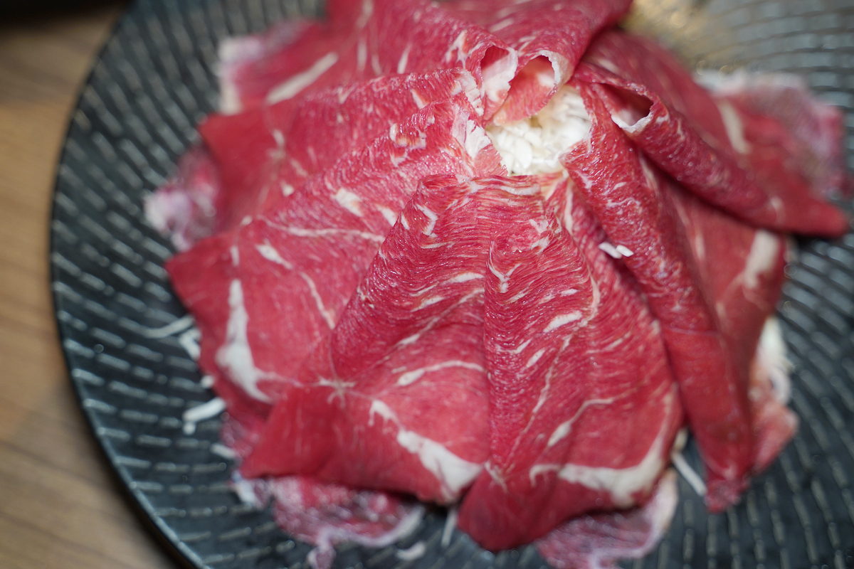 【Smile One 精緻涮涮鍋】高雄火鍋店推薦 30樓高空美景高雄約會餐廳首選 高雄福華大飯店 - 第26張圖 【Smile One 精緻涮涮鍋】高雄火鍋店推薦 30樓高空美景高雄約會餐廳首選 高雄福華大飯店