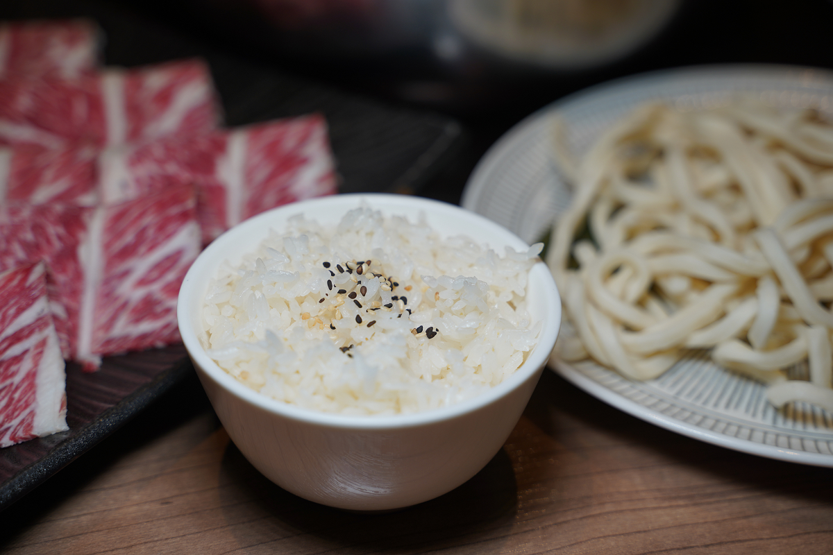 【Smile One 精緻涮涮鍋】高雄火鍋店推薦 30樓高空美景高雄約會餐廳首選 高雄福華大飯店 - 第29張圖 【Smile One 精緻涮涮鍋】高雄火鍋店推薦 30樓高空美景高雄約會餐廳首選 高雄福華大飯店