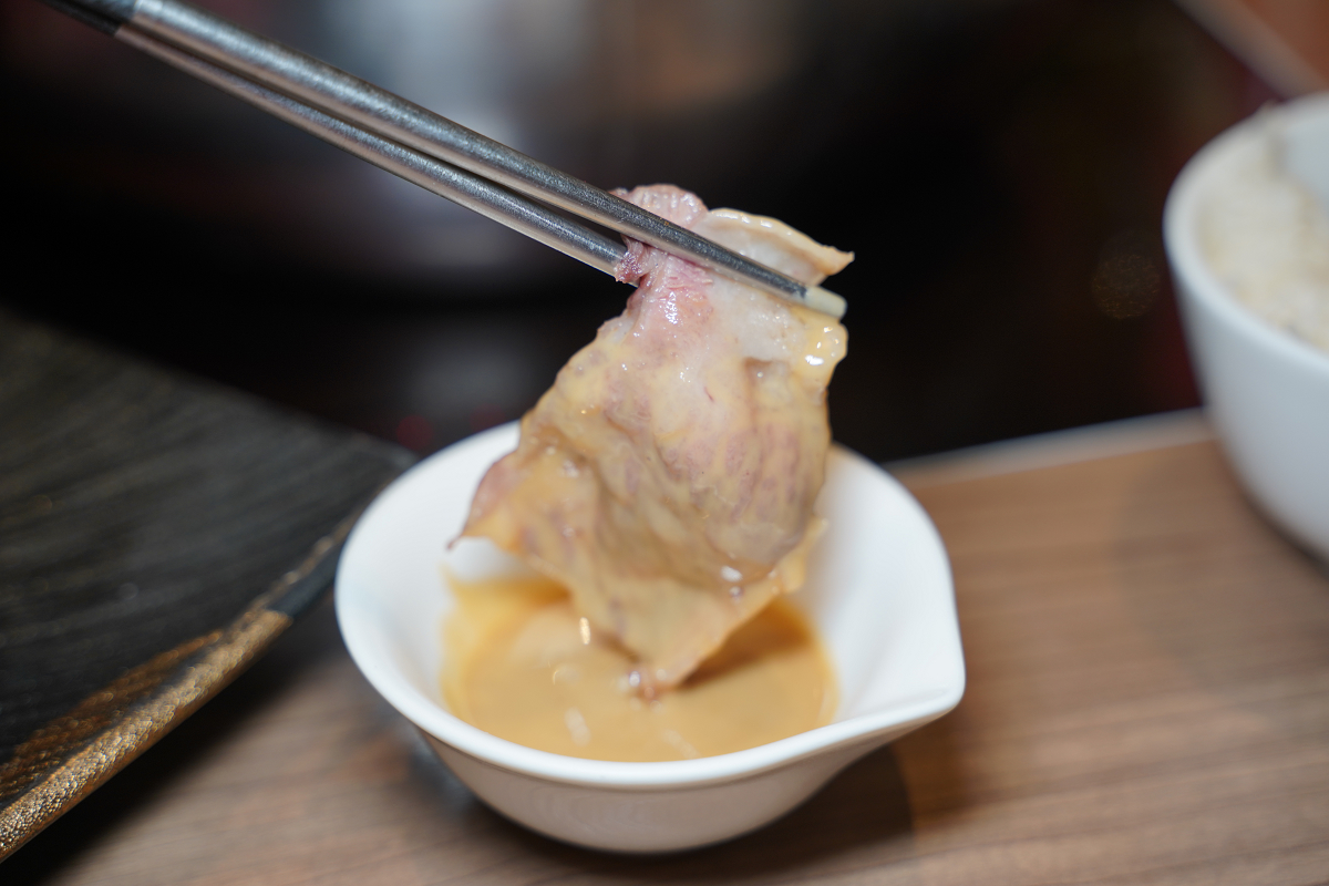 【Smile One 精緻涮涮鍋】高雄火鍋店推薦 30樓高空美景高雄約會餐廳首選 高雄福華大飯店 - 第35張圖 【Smile One 精緻涮涮鍋】高雄火鍋店推薦 30樓高空美景高雄約會餐廳首選 高雄福華大飯店