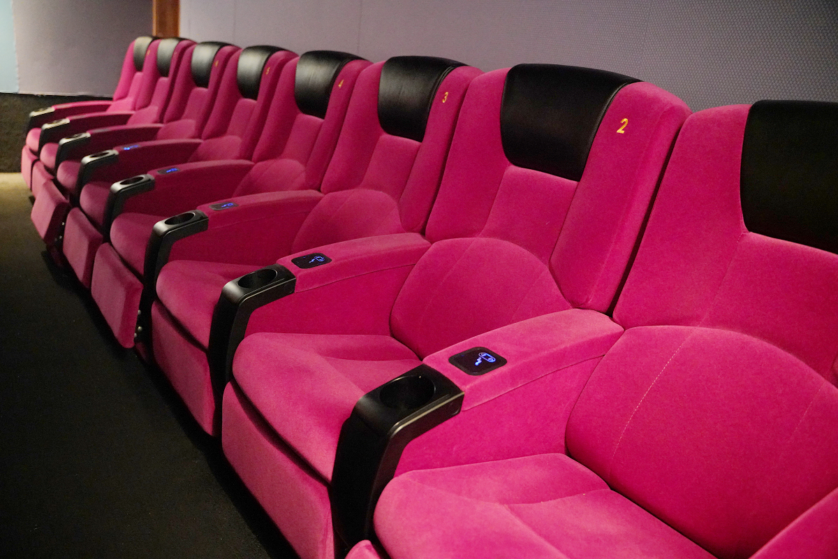 【桃園站前in89豪華影城】boomboom親子影廳 親子專屬沙發座椅 兒童遊戲區歡樂球池 - 第10張圖 【桃園站前in89豪華影城】boomboom親子影廳 親子專屬沙發座椅 兒童遊戲區歡樂球池