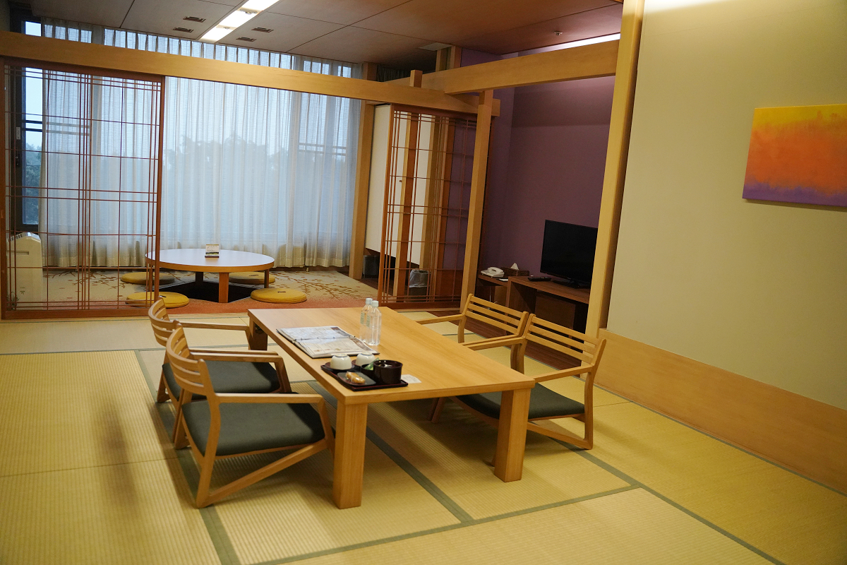 【箱根湯之花王子大飯店】箱根最高點天空溫泉宿 箱根罕見乳白色泉水 免費下午茶點/精緻日式早餐