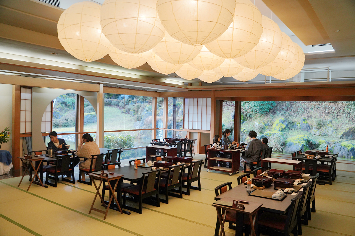 【箱根湯之花王子大飯店】箱根最高點天空溫泉宿 箱根罕見乳白色泉水 免費下午茶點/精緻日式早餐