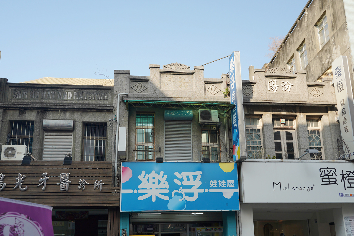 【海風號甜點列車開箱】透明珠寶餐盒夢幻登場 台中出發季節限定芋頭金沙馬卡龍 療癒系車廂超好拍