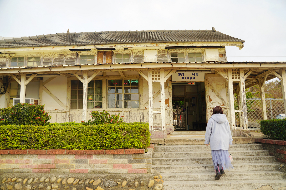 【海風號甜點列車開箱】透明珠寶餐盒夢幻登場 台中出發季節限定芋頭金沙馬卡龍 療癒系車廂超好拍