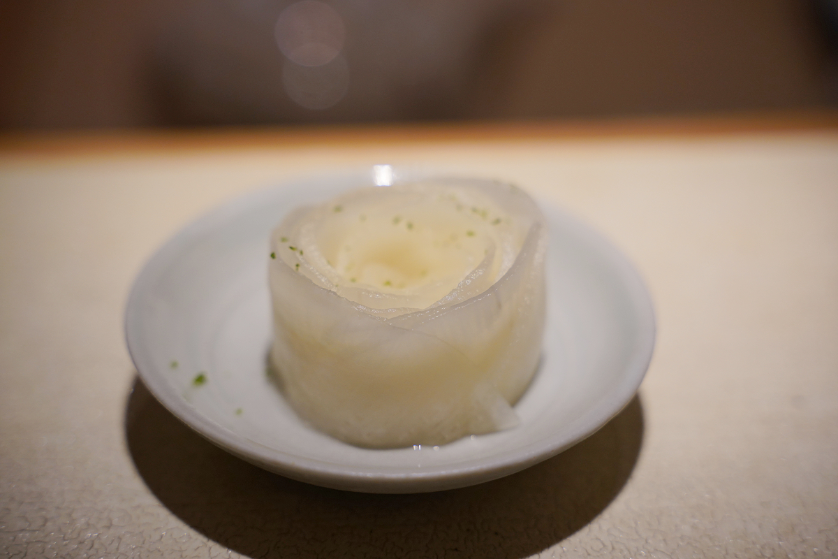 【鮨荻 sushi ogi】台北中山區無菜單料理推薦 台北條通商務聚餐/約會吃飯首選 你絕對沒吃過一次吃將近30道菜的OMAKASE! - 第5張圖 【鮨荻 sushi ogi】台北中山區無菜單料理推薦 台北條通商務聚餐/約會吃飯首選 你絕對沒吃過一次吃將近30道菜的OMAKASE!