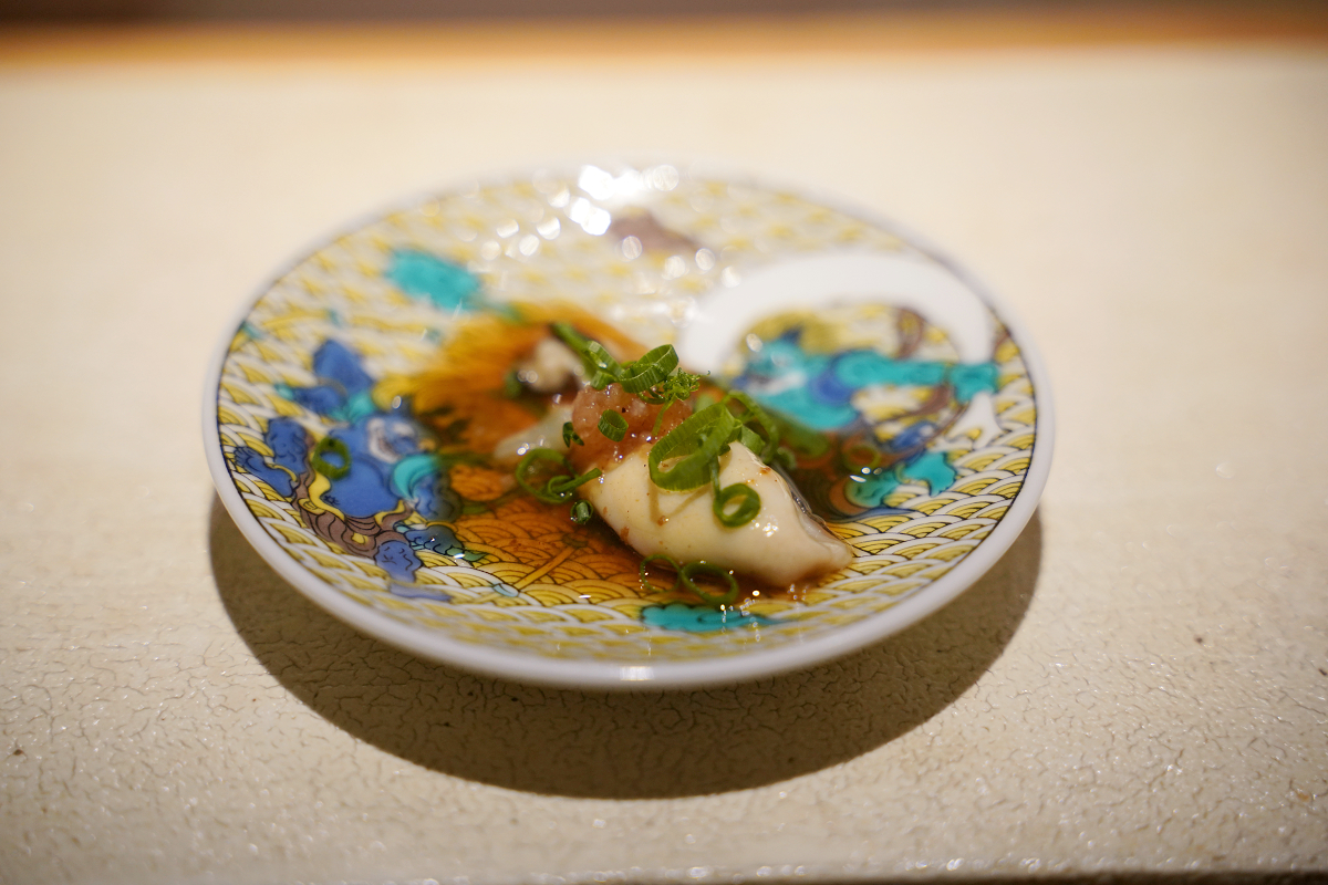 【鮨荻 sushi ogi】台北中山區無菜單料理推薦 台北條通商務聚餐/約會吃飯首選 你絕對沒吃過一次吃將近30道菜的OMAKASE! - 第11張圖 【鮨荻 sushi ogi】台北中山區無菜單料理推薦 台北條通商務聚餐/約會吃飯首選 你絕對沒吃過一次吃將近30道菜的OMAKASE!