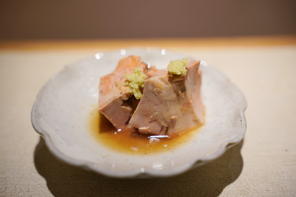 【鮨荻 sushi ogi】台北中山區無菜單料理推薦 台北條通商務聚餐/約會吃飯首選 你絕對沒吃過一次吃將近30道菜的OMAKASE! - 第16張圖 【鮨荻 sushi ogi】台北中山區無菜單料理推薦 台北條通商務聚餐/約會吃飯首選 你絕對沒吃過一次吃將近30道菜的OMAKASE!