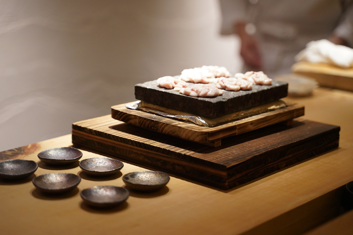 【鮨荻 sushi ogi】台北中山區無菜單料理推薦 台北條通商務聚餐/約會吃飯首選 你絕對沒吃過一次吃將近30道菜的OMAKASE! - 第21張圖 【鮨荻 sushi ogi】台北中山區無菜單料理推薦 台北條通商務聚餐/約會吃飯首選 你絕對沒吃過一次吃將近30道菜的OMAKASE!