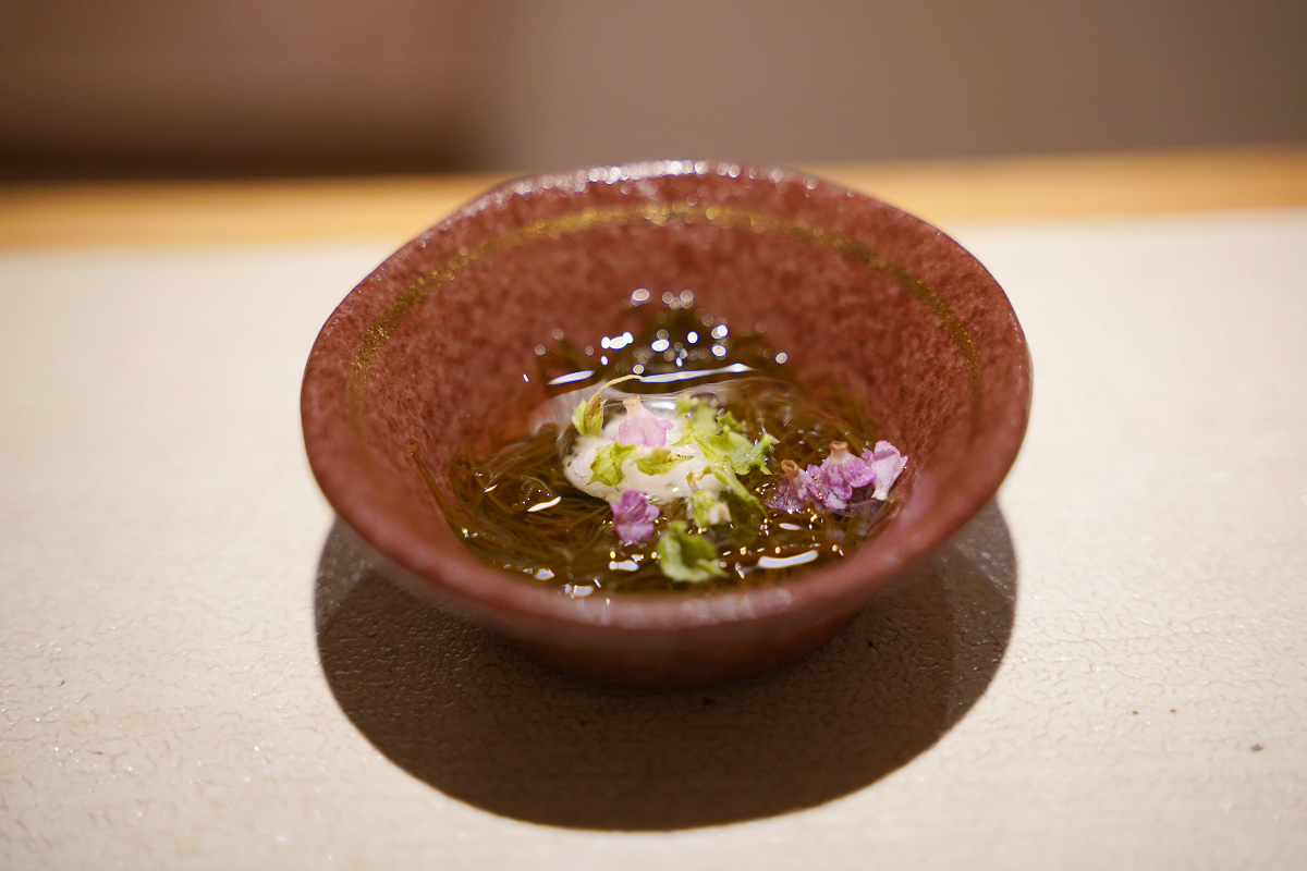 【鮨荻 sushi ogi】台北中山區無菜單料理推薦 台北條通商務聚餐/約會吃飯首選 你絕對沒吃過一次吃將近30道菜的OMAKASE! - 第26張圖 【鮨荻 sushi ogi】台北中山區無菜單料理推薦 台北條通商務聚餐/約會吃飯首選 你絕對沒吃過一次吃將近30道菜的OMAKASE!