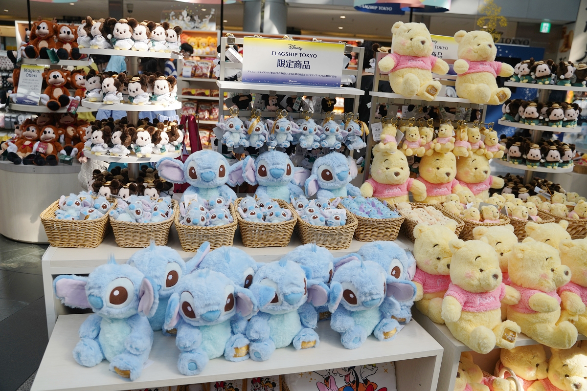 【北海道新千歲機場國內線航廈】超好逛四層樓商店街 餐廳/戲院/空港溫泉/鋼彈模型/初音未來 - 第8張圖 【北海道新千歲機場國內線航廈】超好逛四層樓商店街 餐廳/戲院/空港溫泉/鋼彈模型/初音未來