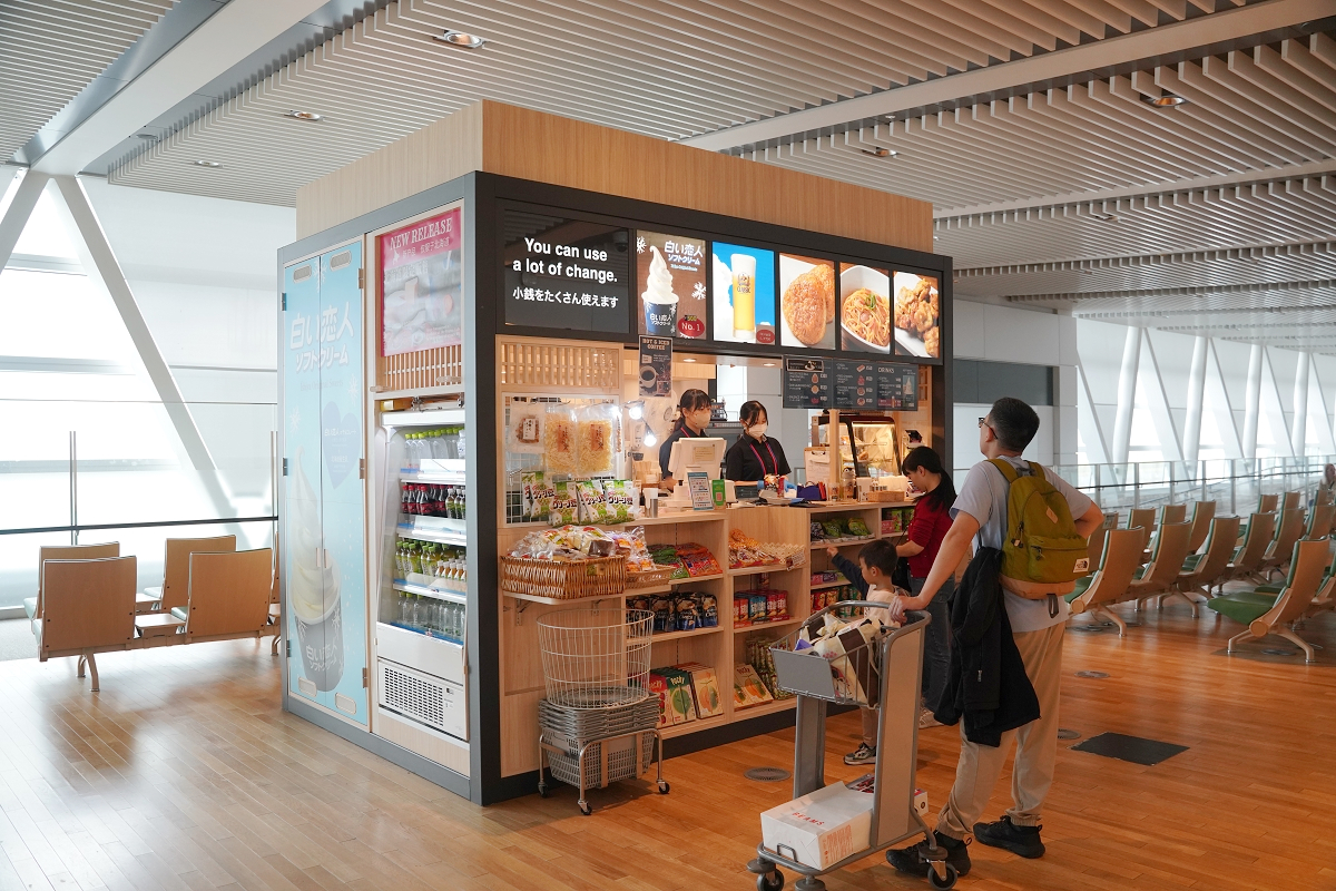 【北海道新千歲機場國際線航廈】超好買商店街日幣通通花光光 驚安殿堂/北海道市場食堂街/伴手禮 - 第20張圖 【北海道新千歲機場國際線航廈】超好買商店街日幣通通花光光 驚安殿堂/北海道市場食堂街/伴手禮