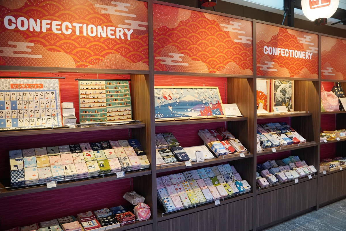 【北海道新千歲機場國際線航廈】超好買商店街日幣通通花光光 驚安殿堂/北海道市場食堂街/伴手禮 - 第22張圖 【北海道新千歲機場國際線航廈】超好買商店街日幣通通花光光 驚安殿堂/北海道市場食堂街/伴手禮