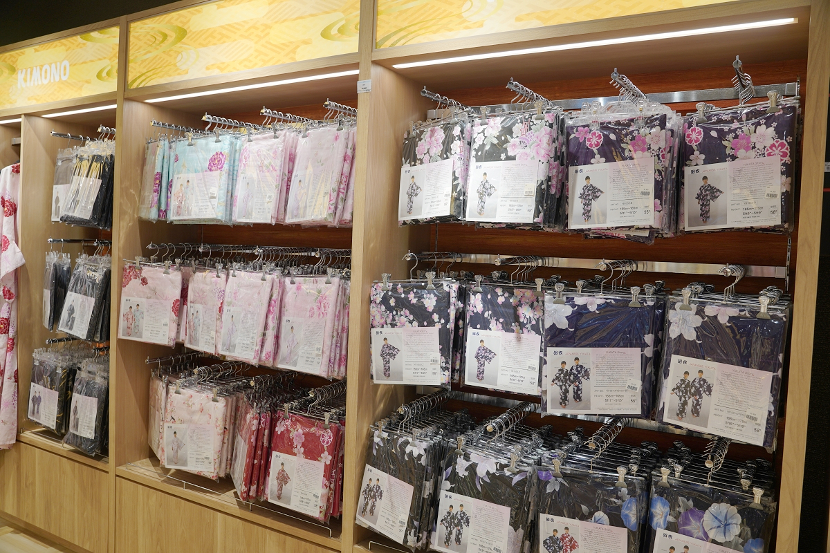 【北海道新千歲機場國際線航廈】超好買商店街日幣通通花光光 驚安殿堂/北海道市場食堂街/伴手禮 - 第26張圖 【北海道新千歲機場國際線航廈】超好買商店街日幣通通花光光 驚安殿堂/北海道市場食堂街/伴手禮