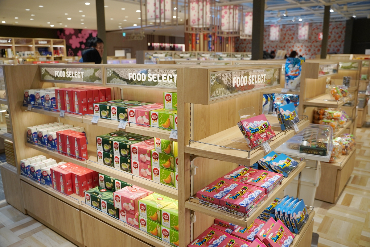 【北海道新千歲機場國際線航廈】超好買商店街日幣通通花光光 驚安殿堂/北海道市場食堂街/伴手禮 - 第27張圖 【北海道新千歲機場國際線航廈】超好買商店街日幣通通花光光 驚安殿堂/北海道市場食堂街/伴手禮