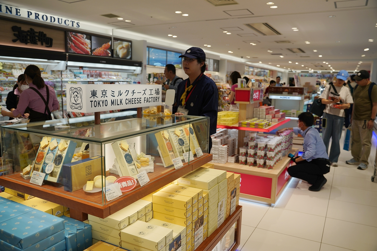 【北海道新千歲機場國際線航廈】超好買商店街日幣通通花光光 驚安殿堂/北海道市場食堂街/伴手禮 - 第30張圖 【北海道新千歲機場國際線航廈】超好買商店街日幣通通花光光 驚安殿堂/北海道市場食堂街/伴手禮