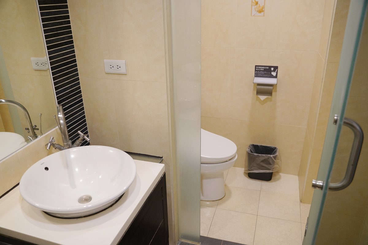 【煙波花時間宜蘭傳藝】夜宿蘭陽藝城漫遊古味巷陌 台灣首見聚落式住宿區 冰果室刨冰機兒童遊戲區