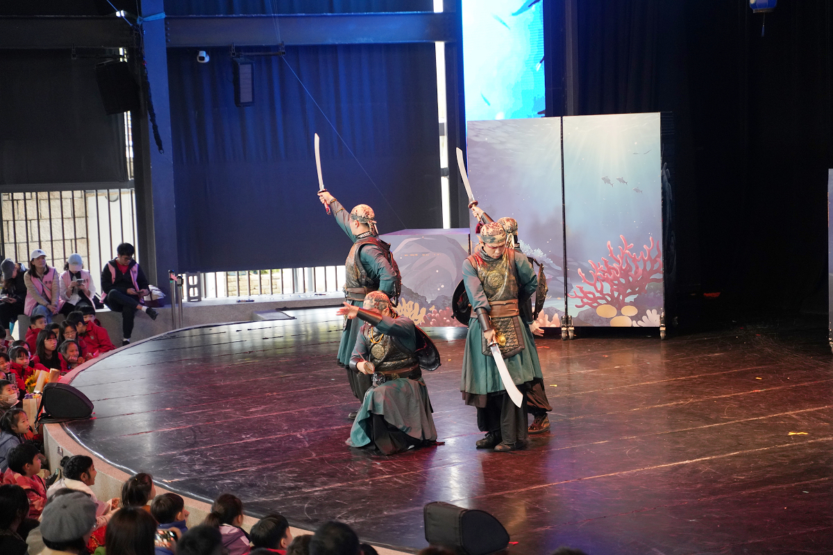 【齊天大聖嬉遊記】2026宜蘭傳藝園區駐園大戲 跳鼓陣x傳統戲曲x高空特技 入住煙波花時間免費看