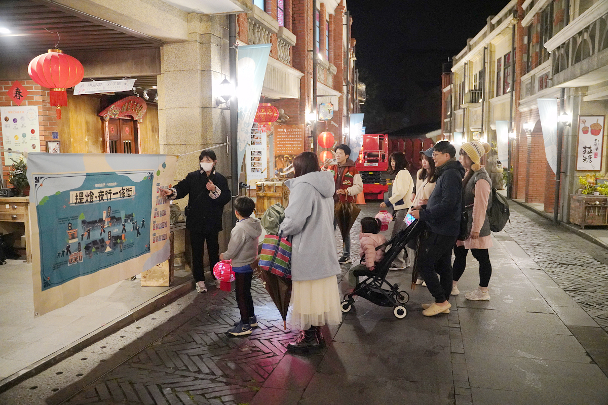 【煙波花時間宜蘭傳藝】夜宿蘭陽藝城漫遊古味巷陌 台灣首見聚落式住宿區 冰果室刨冰機兒童遊戲區