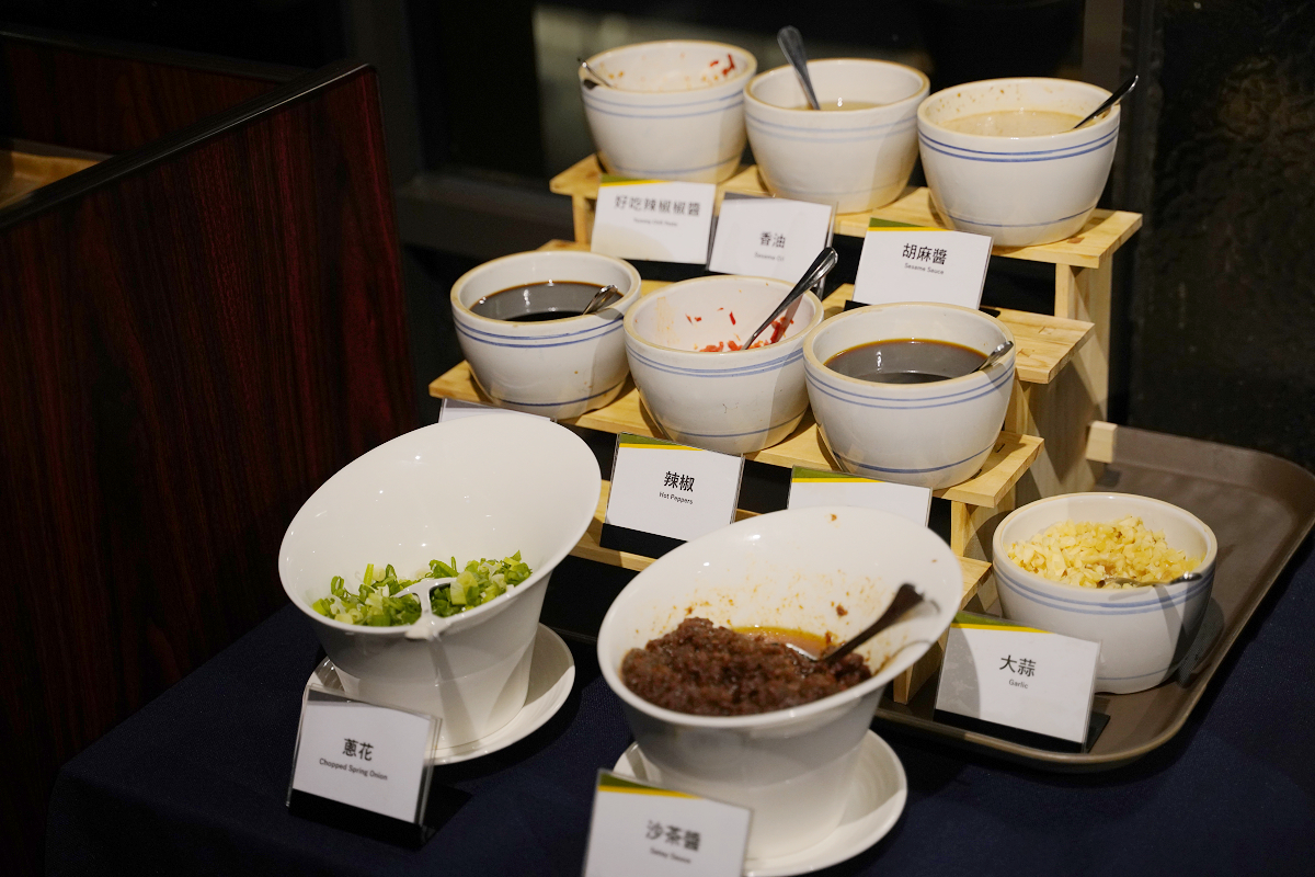 【滿饌樓】宜蘭傳藝中心美食餐廳推薦 細熬台味鍋物半自助吧吃到飽 煙波花時間晚餐好選擇