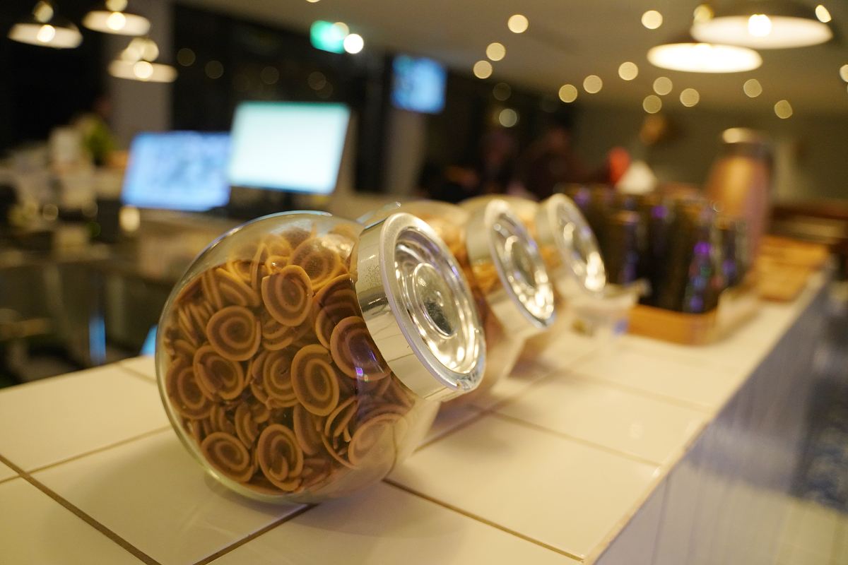 【煙波花時間宜蘭傳藝】夜宿蘭陽藝城漫遊古味巷陌 台灣首見聚落式住宿區 冰果室刨冰機兒童遊戲區