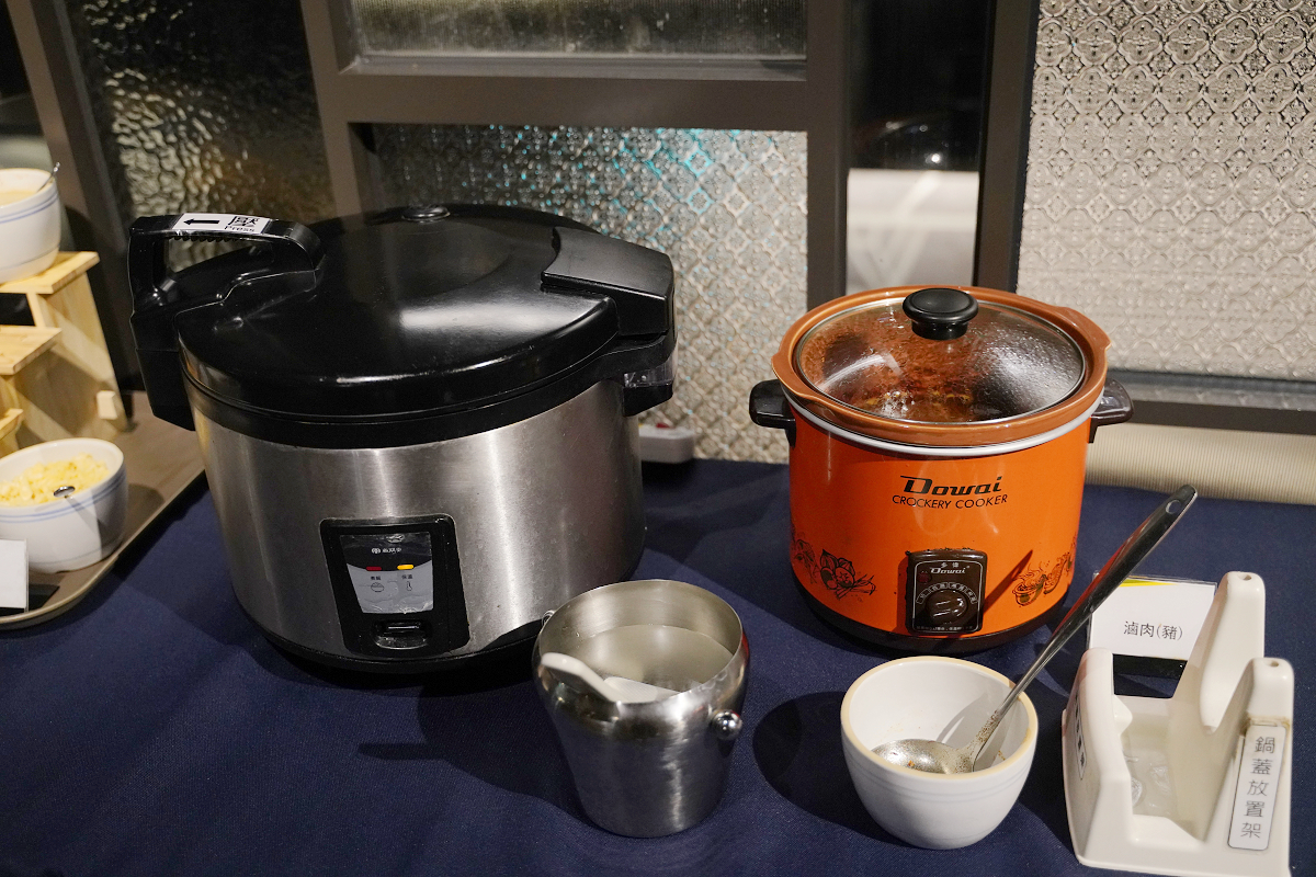 【滿饌樓】宜蘭傳藝中心美食餐廳推薦 細熬台味鍋物半自助吧吃到飽 煙波花時間晚餐好選擇