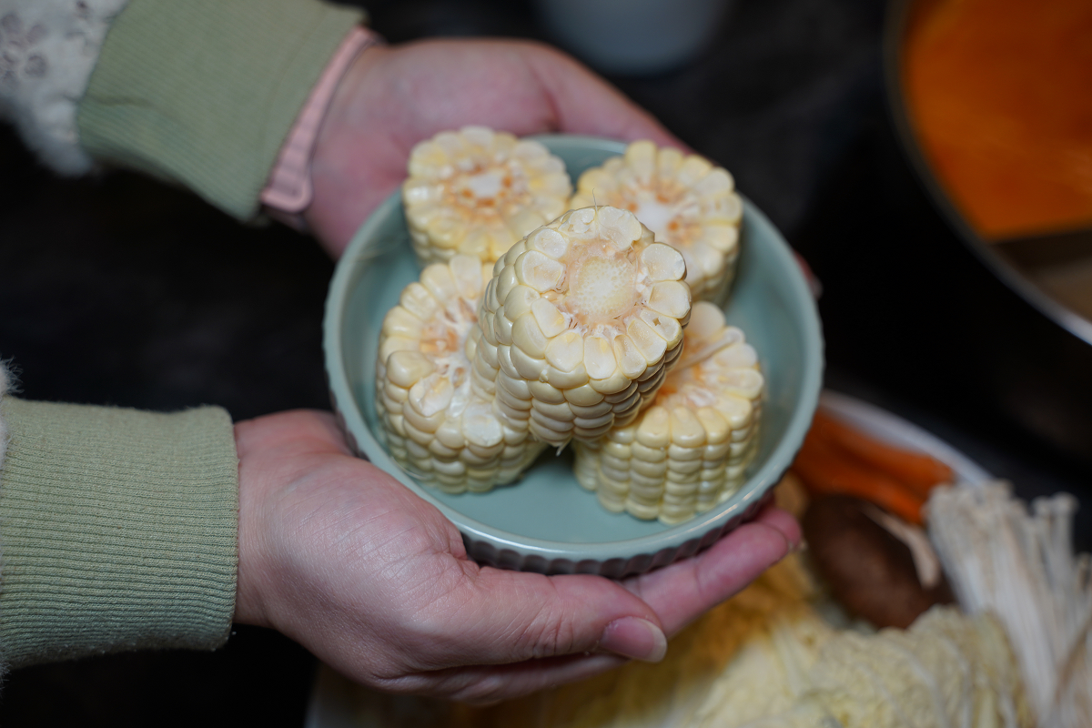 【老撈麻辣火鍋-順天外科醫院】大稻埕美食餐廳推薦 百年歷史日式老宅空間 沒預訂吃不到雞煲蟹鍋 - 第25張圖 【老撈麻辣火鍋-順天外科醫院】大稻埕美食餐廳推薦 百年歷史日式老宅空間 沒預訂吃不到雞煲蟹鍋