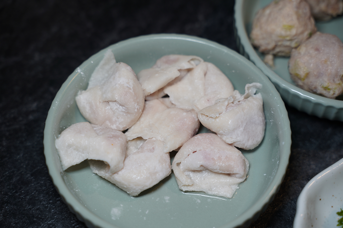 【老撈麻辣火鍋-順天外科醫院】大稻埕美食餐廳推薦 百年歷史日式老宅空間 沒預訂吃不到雞煲蟹鍋 - 第31張圖 【老撈麻辣火鍋-順天外科醫院】大稻埕美食餐廳推薦 百年歷史日式老宅空間 沒預訂吃不到雞煲蟹鍋