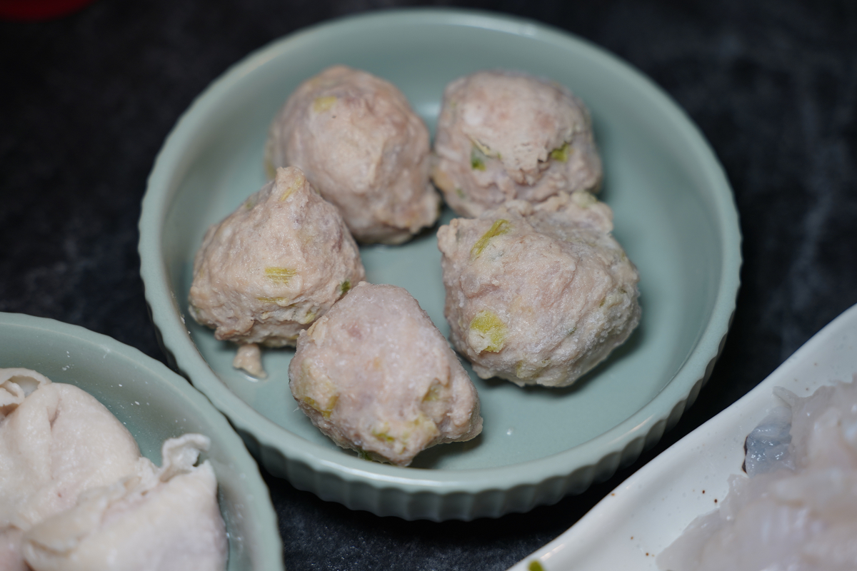 【老撈麻辣火鍋-順天外科醫院】大稻埕美食餐廳推薦 百年歷史日式老宅空間 沒預訂吃不到雞煲蟹鍋 - 第32張圖 【老撈麻辣火鍋-順天外科醫院】大稻埕美食餐廳推薦 百年歷史日式老宅空間 沒預訂吃不到雞煲蟹鍋