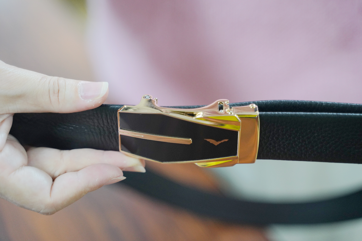 【松代皮帶】創立於1986年 全台各大百貨服飾專櫃配件供應商 買皮帶找松代 台灣製造品質保證