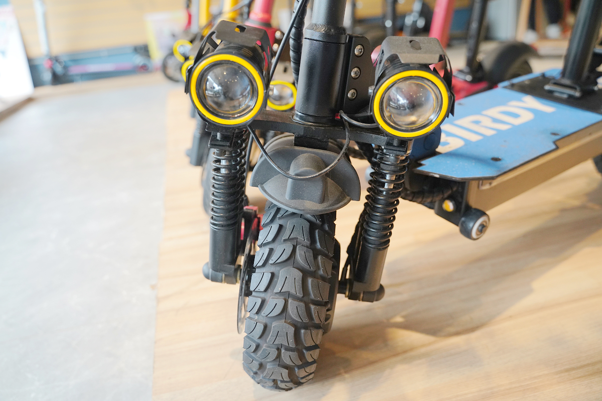 【BIRDSEDGE電動滑板電動滑板車新竹旗艦店】新竹電動滑板車推薦 實體店面完整保固可試乘