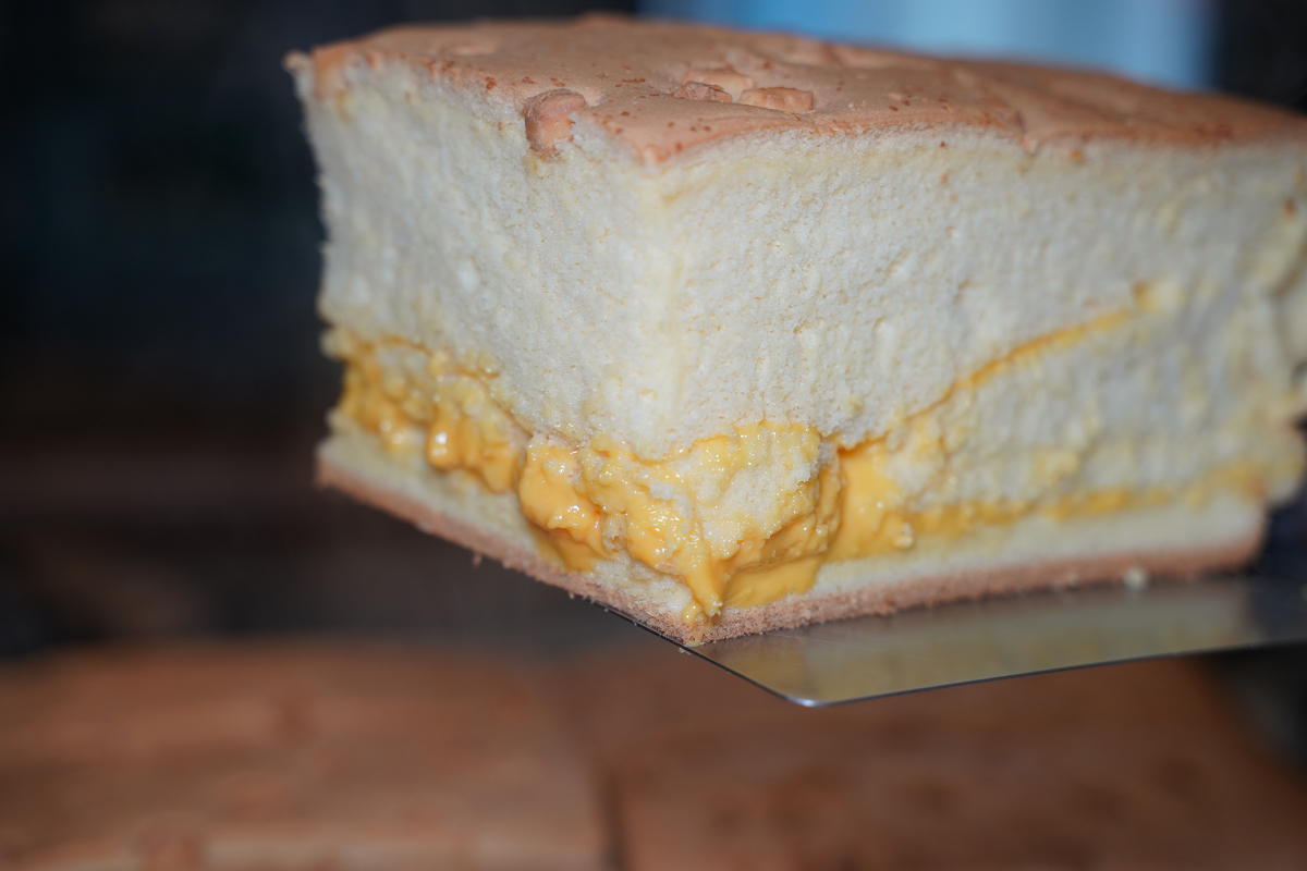 【初蛋糕豆漿蛋糕三峽老街店】三峽老街伴手禮推薦 堅持82顆手打紅仁蛋 三峽彌月蛋糕首選