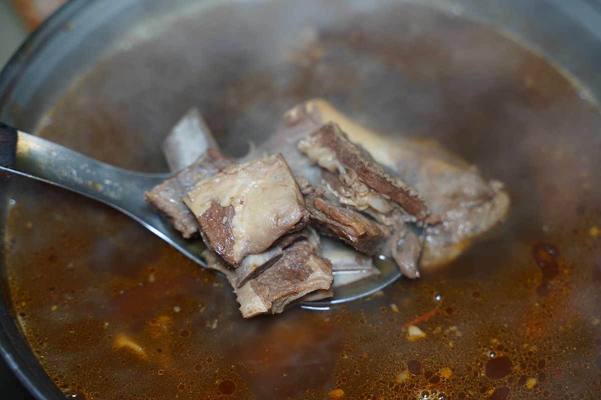 【蚵老爺-烤鮮蚵羊肉爐】內壢吃到飽推薦 每人299元鮮蚵蛤蜊吃到飽 老饕羊肉爐/熱炒美味必點