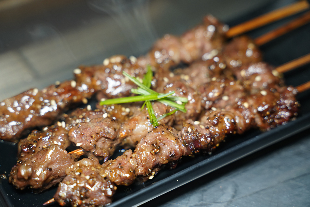 【蚵老爺-烤鮮蚵羊肉爐】內壢吃到飽推薦 每人299元鮮蚵蛤蜊吃到飽 老饕羊肉爐/熱炒美味必點