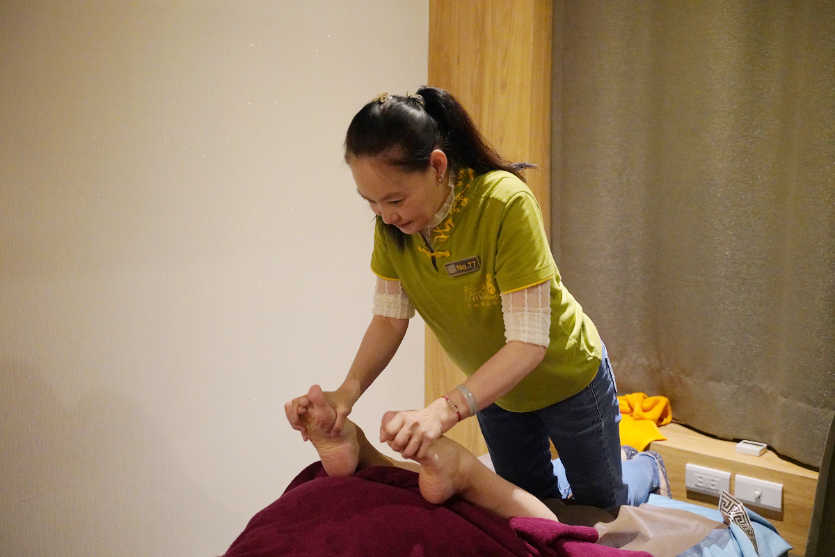 【北門足體養生館開封店】日韓遊客最愛足體按摩會館 全新開幕四層樓絕美環境 腳底按摩550元起