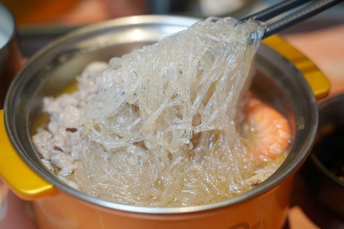 【舞古賀mini鍋物松菸店】松山文創園區美食推薦 一人一鍋快速出餐 加價升級飲料無限續杯