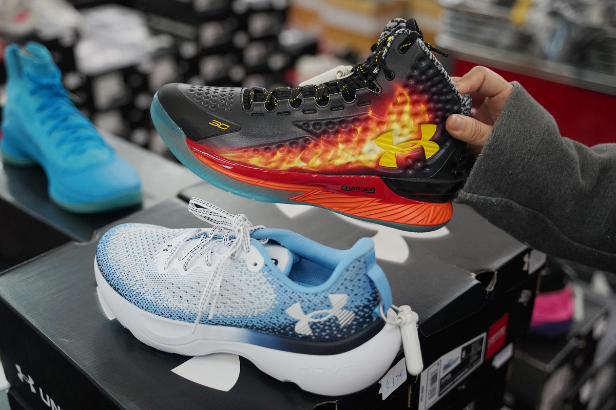 【台北最後一場原廠UA出清特賣會】封館出清一件不留 原廠出清全台最低價 最低21折只到2/8